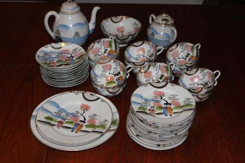 12 place setting Japanese tea service